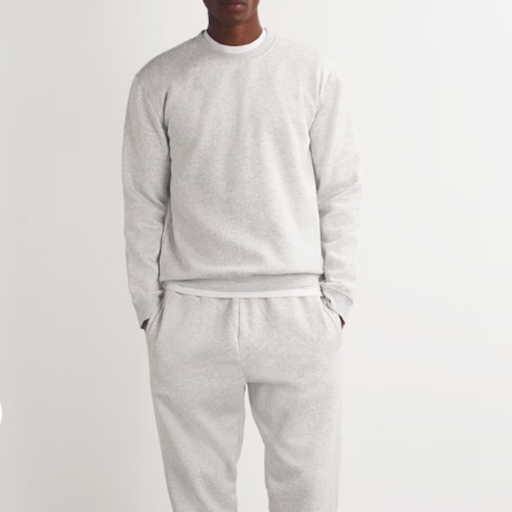 SKIMS Fleece Lounge Crewneck Sweatshirt Mens Small Light Heather Gray Pullover